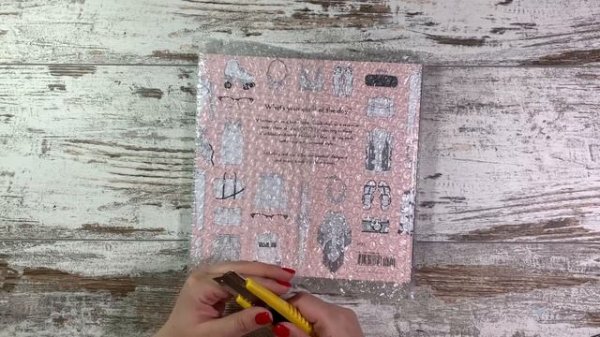 Хобби-влог от 06.03. Новые карандаши Derwent Lightfast, обзор OOTD coloring book, Outfit of the day