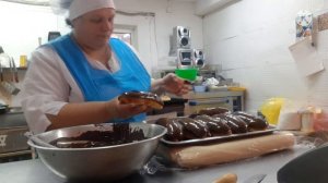 Булочка да в шоколаде ??.mp4