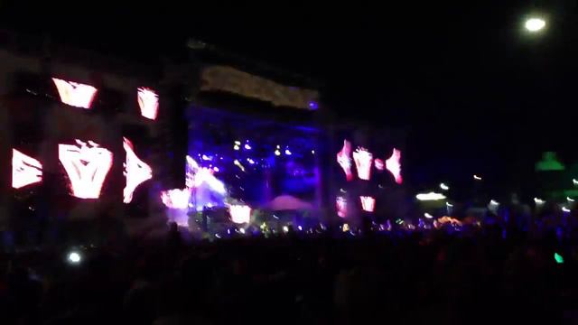 Tiesto - Adagio for Strings (Stereosonic 2012 Perth) смотреть онлайн