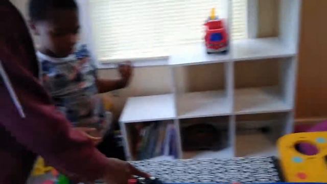 Zuru Metal Machines Crocodile Mini Racing Car Toy Track Set Unboxing