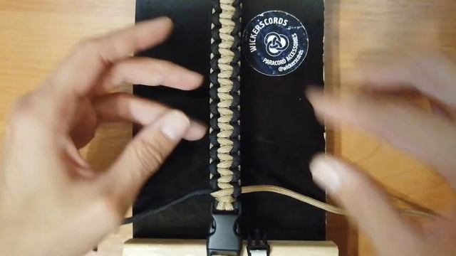 Плетение "Кобра" и вариант плоской Кобры из оболочки. смотреть онлайн