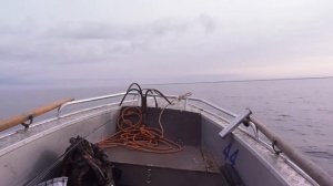 Вельбот 42 + Hidea 9.8. По Ладоге с ветерком.