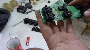 Hyundai Solaris  Не работает стеклоподъёмник.