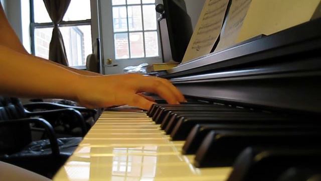 Tsunami by Joyce Luo (piano) смотреть онлайн