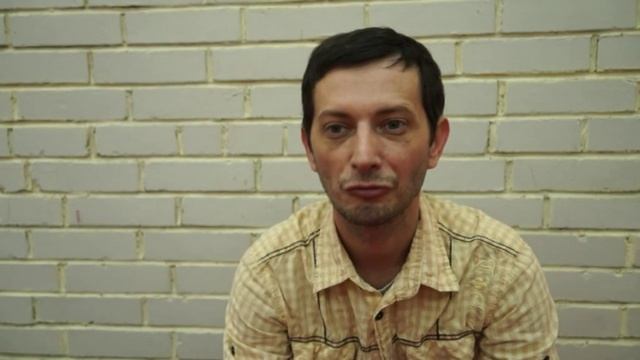 Сергей - ощущения от недели смеха и плача на группе Ошо Мистическая Роза смотреть онлайн