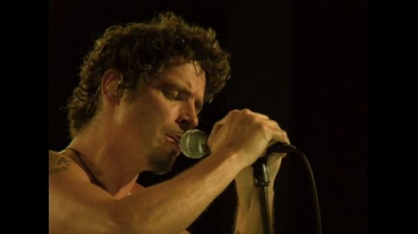 Audioslave — "Doesn't Remind Me" (In-studio 2005)