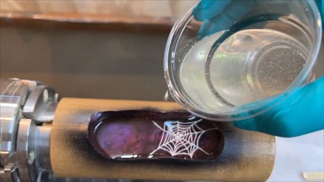 SPIDER in RESIN - Insane resin casting project. Great for Halloween! ? ? смотреть онлайн