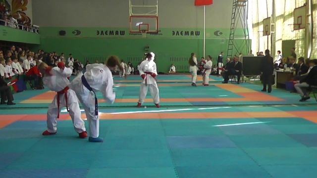 WKF karate Полина СВИРИДОВА. Кубок Победы 29.03.14. Финал смотреть онлайн