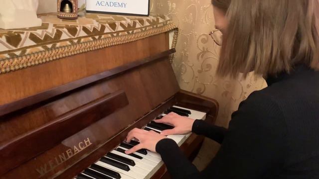 Margarita. Трезвучия с обращениями в 4 октавы в Си мажоре. смотреть онлайн