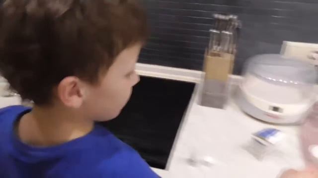 Делаем йогурт дома смотреть онлайн