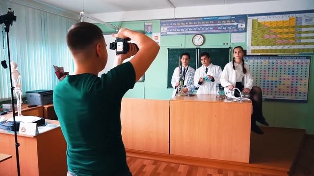2 гимназия 11в класс - выпускники 2022г г Нижнекамск Фотостудия Небо смотреть онлайн