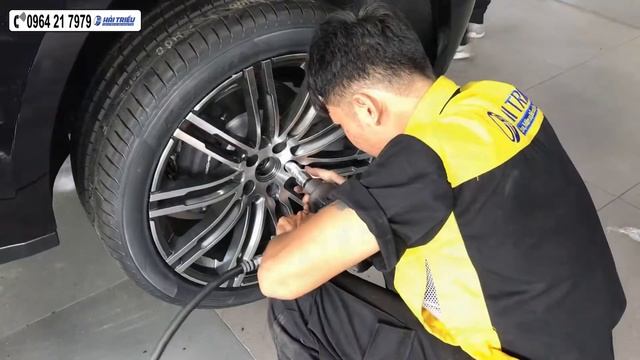 Porsche Macan lên mâm 21 inch và lốp Pirelli size 265/40R21 (trước), size 295/35R21 (sau) смотреть онлайн