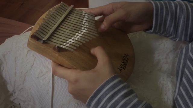 MERRY GO ROUND OF LIFE | Howl’s Moving Castle OST ハウルの動く城 | Kalimba Cover смотреть онлайн