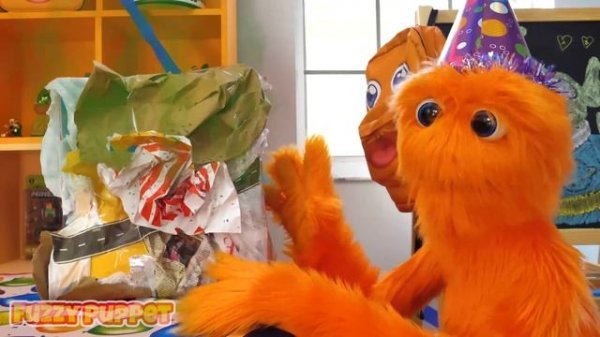 Fuzzy's Surprise Birthday party! ???? Fuzzy Puppet turns 4!!!!!! FUN KIDS TOY action figures