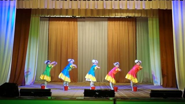 294 Танцевальный коллектив Звёздочки с Клёпка Магаданской области Уморилась смотреть онлайн