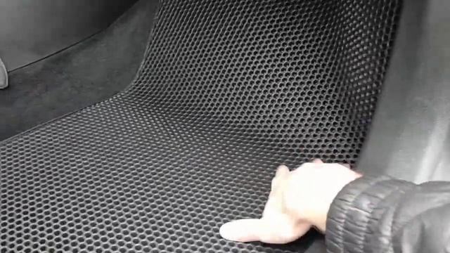 Коврики Eva для Renault Megane IV 2016-2020 год от EVASTAR www.коврикиева.рф т. 8908-24-167-05 смотреть онлайн
