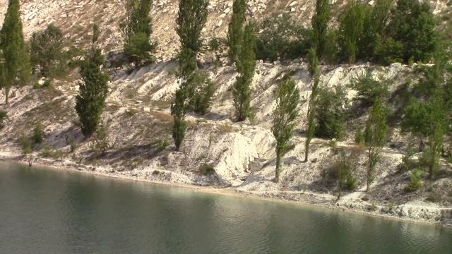 Марсианское или Мраморное озеро в Крыму смотреть онлайн
