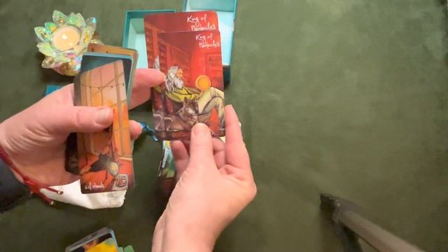 Таро Светлого Провидца- распаковка и сравнение с репликой смотреть онлайн