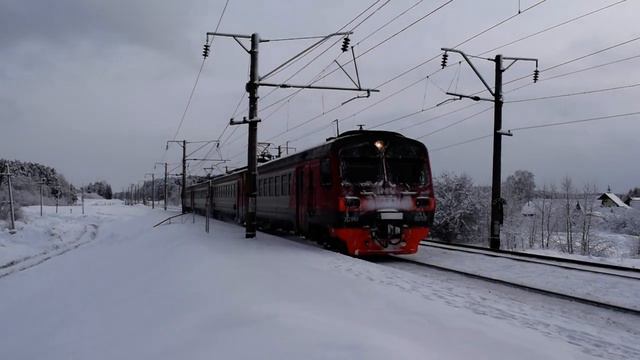 Служебный поезд ЭД9М-0056 смотреть онлайн