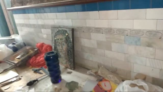 Ночной трип в мозаичной мастерской смотреть онлайн