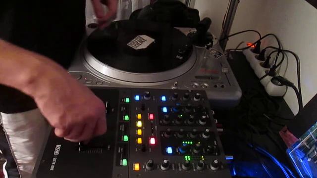 DJ MIKE ONE - CZECH REP. IDA WORLD SCRATCH BATTLE 2013 смотреть онлайн