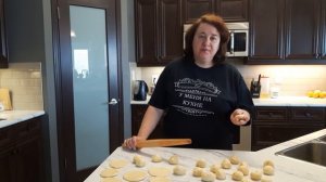 ?СЛАДКИЕ БУЛОЧКИ ИЗ ДРОЖЖЕВОГО ТЕСТА С ШОКОЛАДОМ (ИЛИ ЛЮБОЙ ДРУГОЙ НАЧИНКОЙ)?