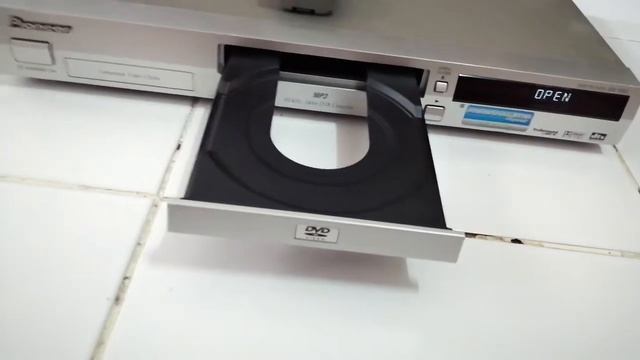 ขายเครื่องเล่นดีวีดีไพโอเนียร์ รุ่น DV-355 ขาย PIONEER DVD PLAYER DV-355 ขาย DVD Pioneer ใช้ได้ปรกต смотреть онлайн