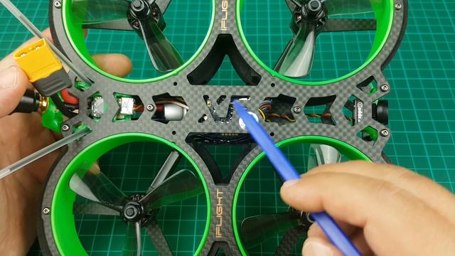 iFlight Green Hornet - CineWhoop FPV Drone Review смотреть онлайн