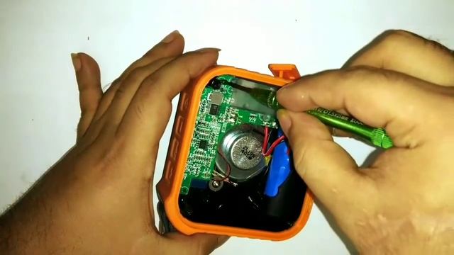 boAt stone 200 Bluetooth speaker on off switch complaint, battery complaint dead complaint repairin смотреть онлайн