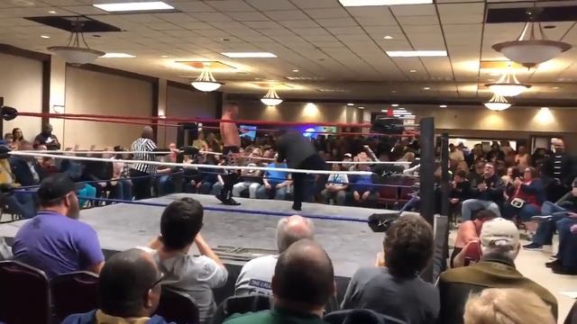 CM PUNK RETURNED TO WRESTLING? SHOCK! IS CM PUNK? / СМ ПАНК ВЕРНУЛСЯ В РЕСТЛИНГ? ШОК! ЭТО СМ ПАНК? смотреть онлайн