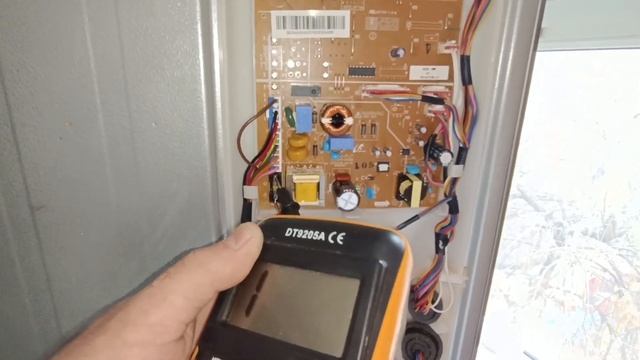 холодильник Samsung сгорел предохранитель