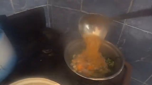 супы и борщи из дикоросов крапива лебеда и щавель , важнейшее правило как нужно . смотреть онлайн