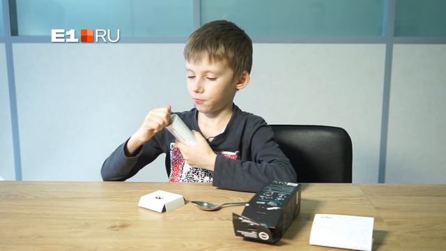 Пробуем космическую еду в тюбиках