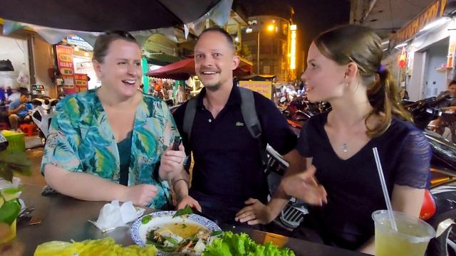 The BEST STREET FOOD In SAIGON, Vietnam (Ho Chi Minh) #saigon #hochiminh #vietnam