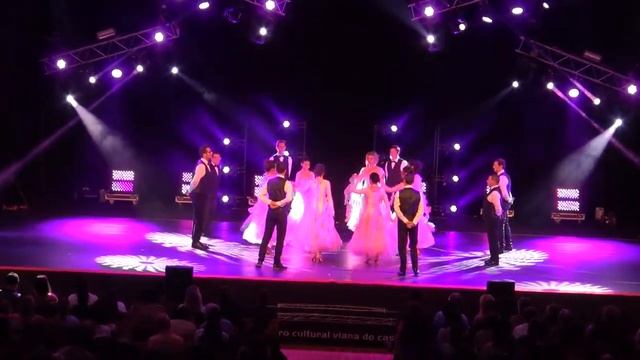 V FESTIVAL DE DANÇA DE VIANA – COREOGRAFIA JOÃO & ALCINA (valsa vienense) смотреть онлайн