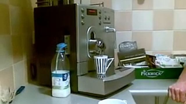 Demonstratie Capucino Stoas смотреть онлайн