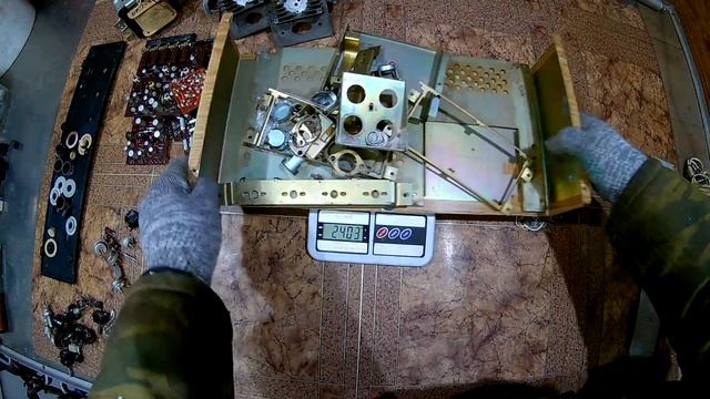 Электрон-102 / усилитель в котором много алюминия. смотреть онлайн