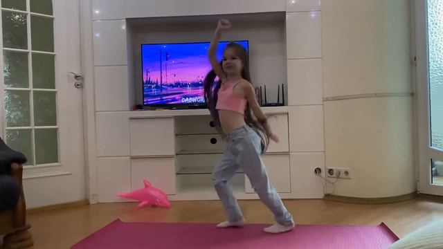 Ева поздравляет Санечка с Днем Рождения ! смотреть онлайн