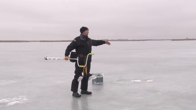 Зимняя рыбалка: мастер-класс с чемпионами. "О рыбалке всерьёз" видео 306 HD. смотреть онлайн