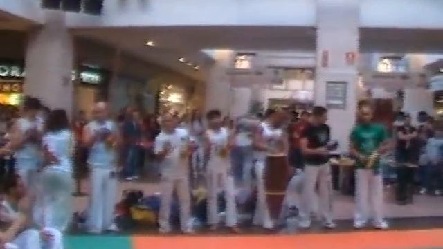 7º Batizado 2011 Capoeira Topazio Zaragoza, Topázio Show смотреть онлайн