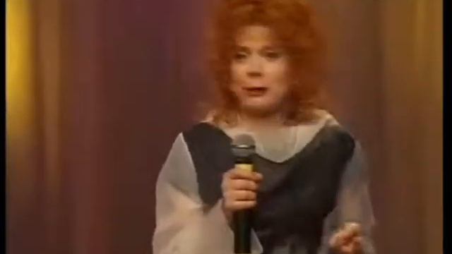 Клара Новикова - китайцы с помощью электроники наделали полтора миллиарда смотреть онлайн