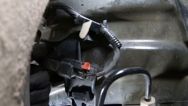 2015 Ford Fusion 2.0L Hybrid Front Passenger Wheel Speed Sensor Replacement DIY смотреть онлайн