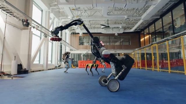 Новорічний корпоратив роботів з Boston Dynamics (рімейк) смотреть онлайн