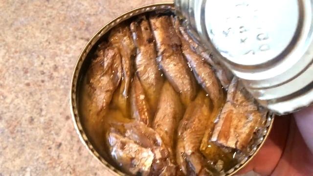Консервы Рыбные Обзор Ставрида Черноморская Тушка Копченая в Масле Аквамарин смотреть онлайн