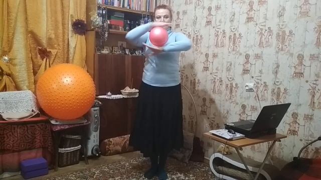 Ритмика. 4 занятие. Танцевально ритмическая композиция с мячом. смотреть онлайн