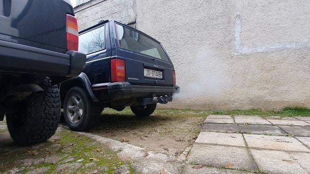 2.5 TD Jeep Cherokee XJ Cold Start - Dead Glow Plugs, Weak Battery - JUMP START! смотреть онлайн