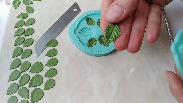 Mini roses leaves. смотреть онлайн