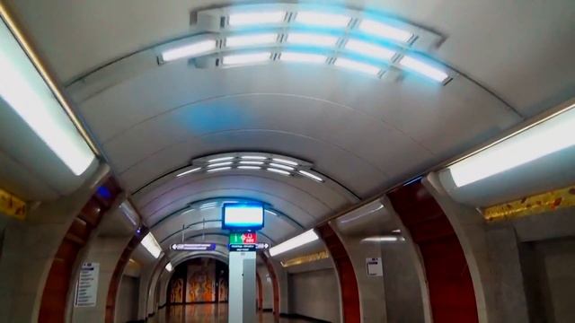 Обзор Станции Метро "Бухарестская". (Санкт-Петербург.) 5 линия (ФПЛ) - [© Обзоры Станций Метро] смотреть онлайн