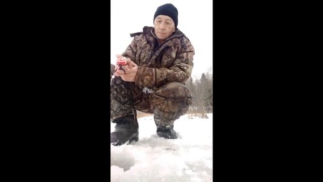 Рыбалка зимой на реке Нерль смотреть онлайн