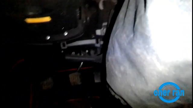 Снятие троса ручника Opel Astra J.mp4 смотреть онлайн